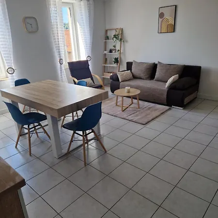 Yleana Apartment Villefranche-de-Rouergue